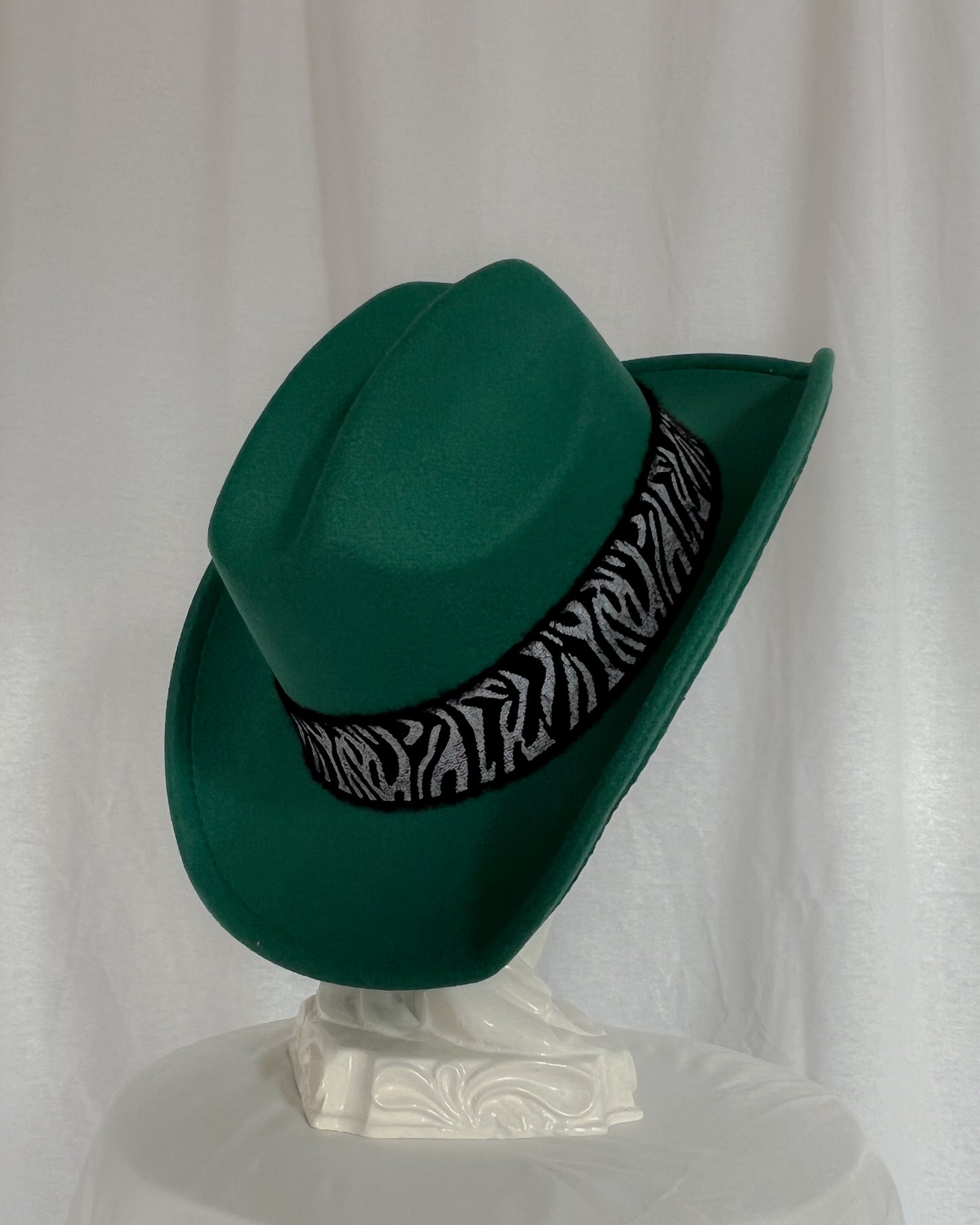 The Stray – Green Cowboy Hat | Selcouth Original
