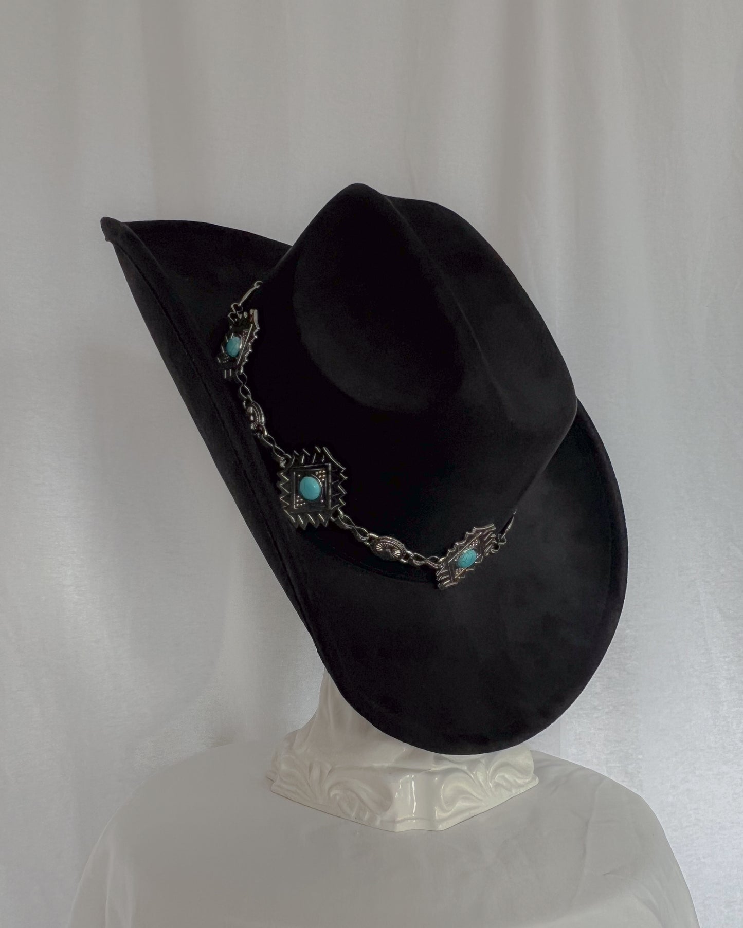 Diamond Concho Chain – Black Cowboy Hat with Turquoise Detail