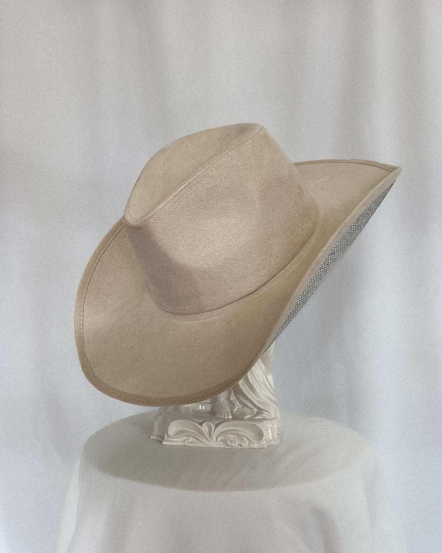 Runaway Bride – White Rhinestone Brim Cowboy Hat