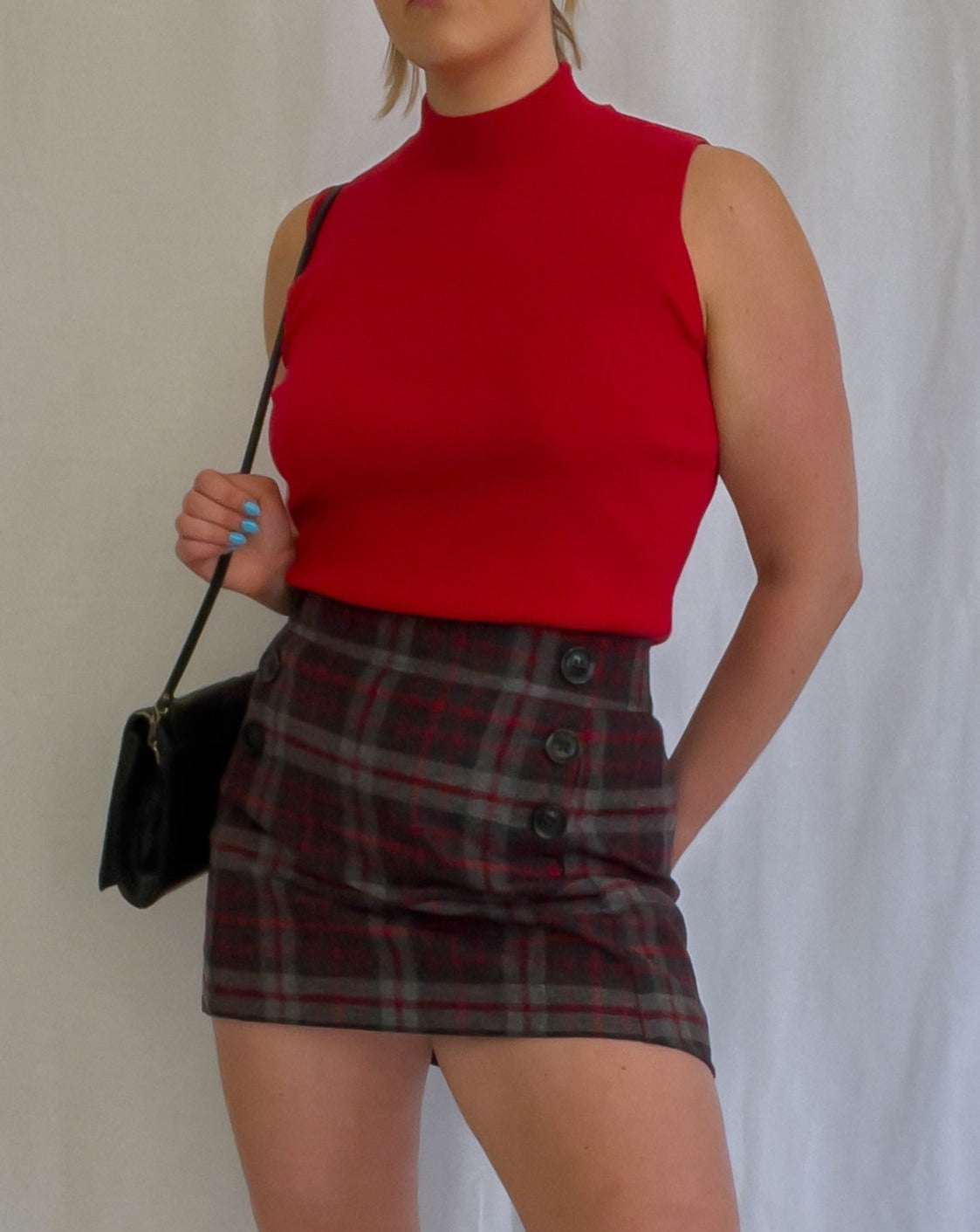 Red Sleeveless Turtleneck Sweater