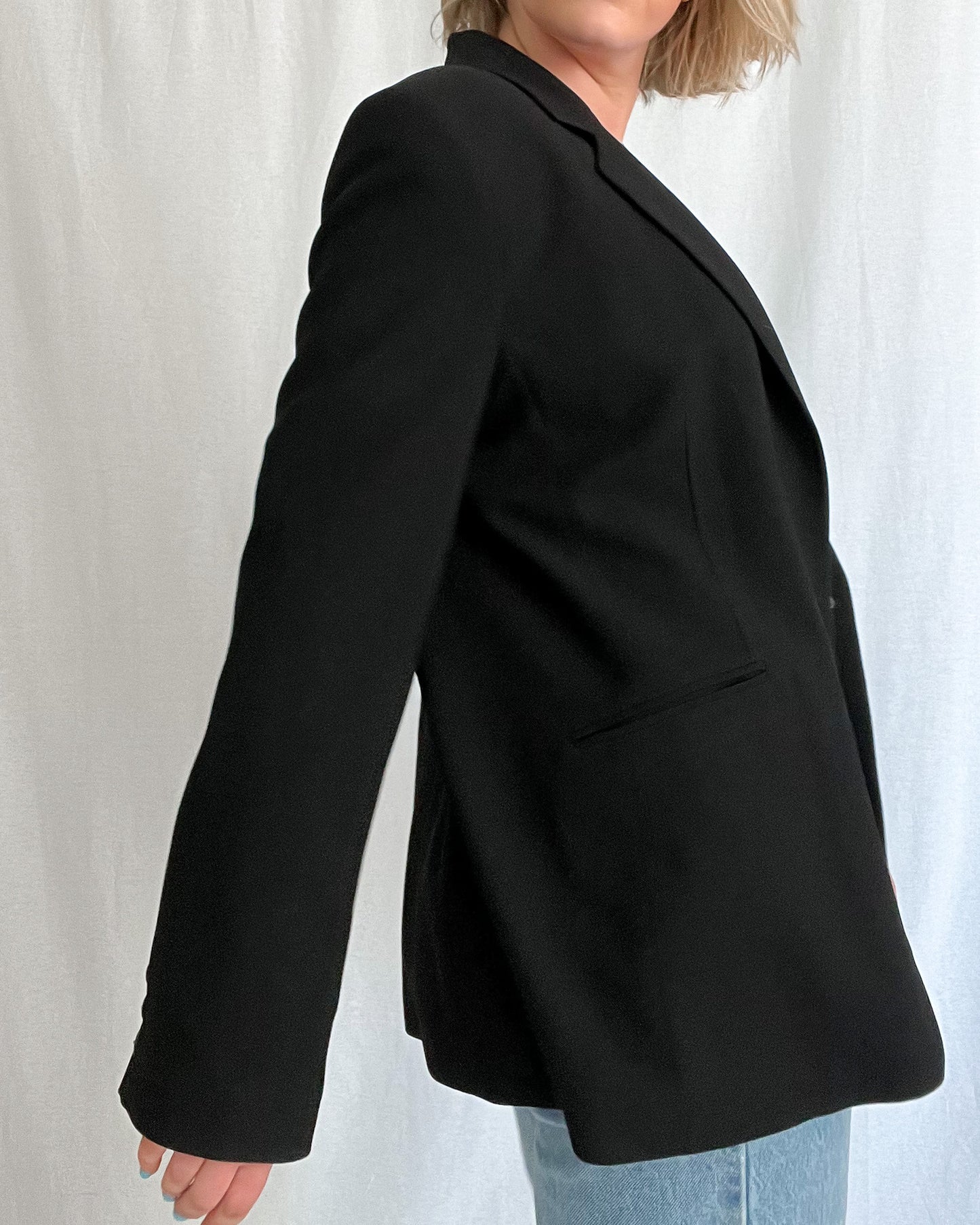 Oversized Black Vintage Blazer